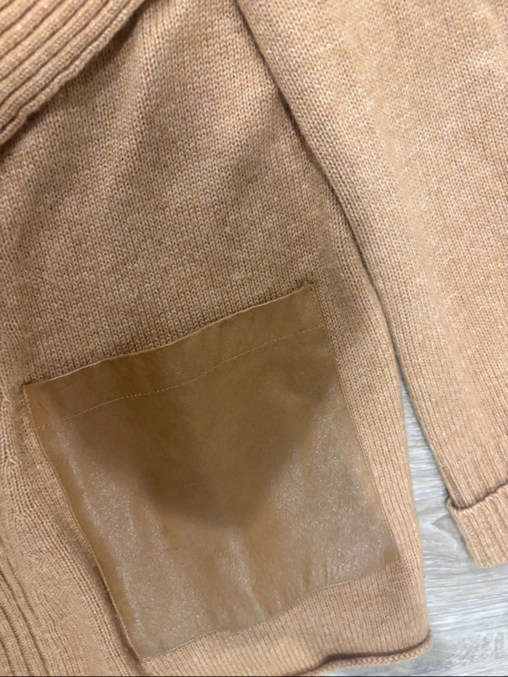 Brochu Walker Camel Shawl-Collar Knit Cardigan - Picture 3 of 6